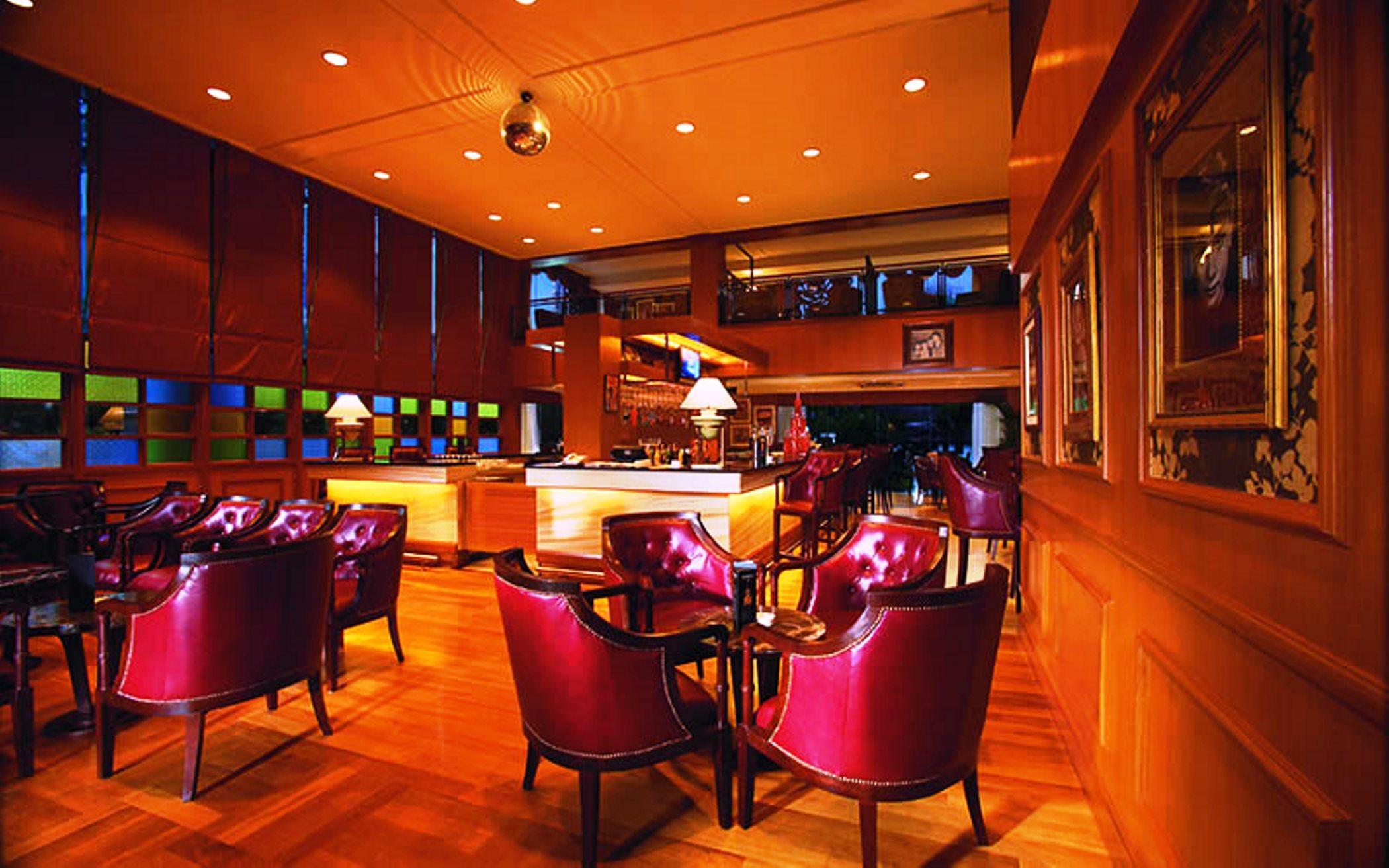 מלון Royale Chulan קואלה לומפור מראה חיצוני תמונה The Club Lounge at Hong Kong International Airport