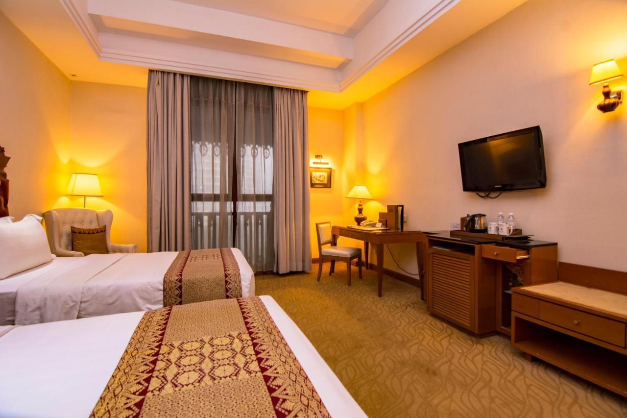 מלון Royale Chulan קואלה לומפור מראה חיצוני תמונה Deluxe Room