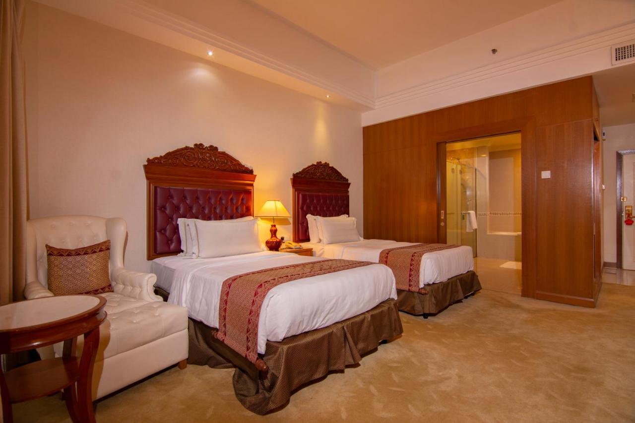 מלון Royale Chulan קואלה לומפור מראה חיצוני תמונה Deluxe Room
