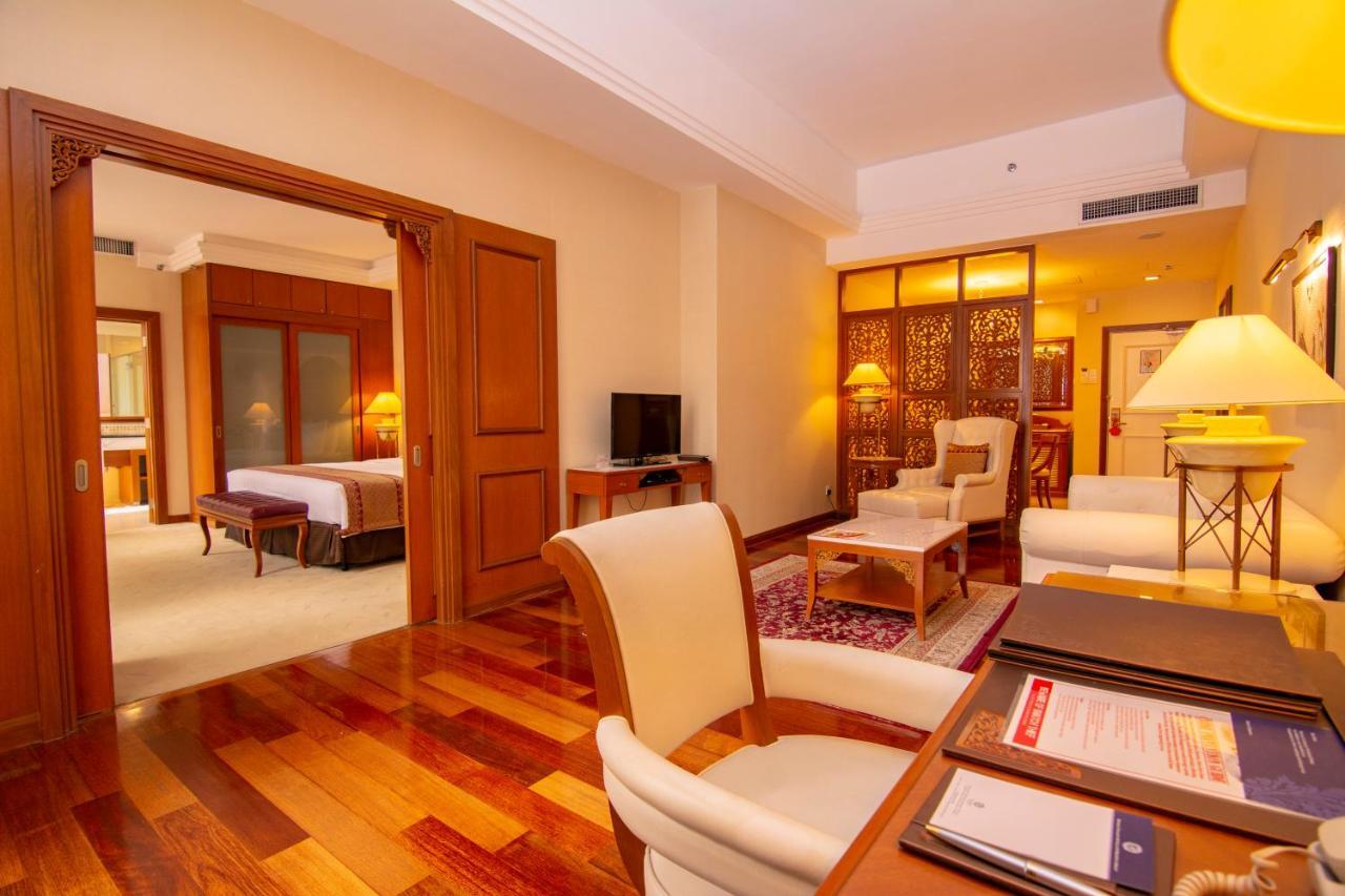 מלון Royale Chulan קואלה לומפור מראה חיצוני תמונה Suite at the Taj Bengal